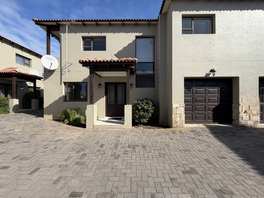 3 Bedroom Property for Sale in Jeffreys Bay Central Eastern Cape